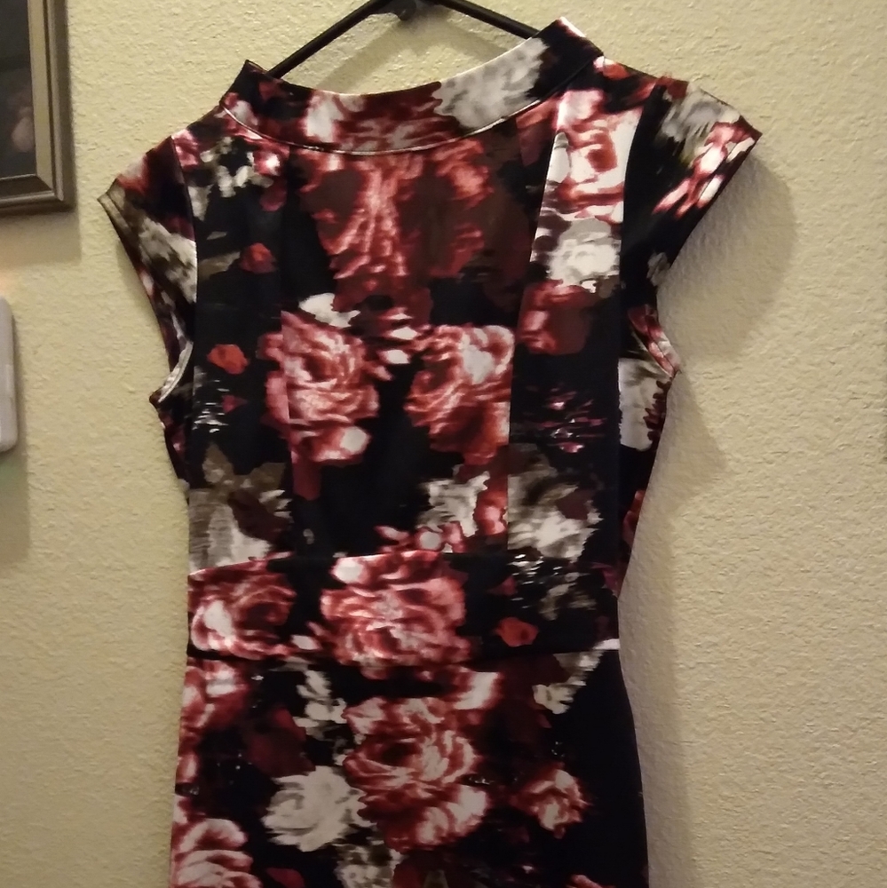 Shabby Apple sheath dress printed flowers Sz. XS/S retro pinup style EUC